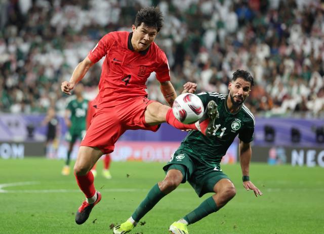 三座大山矗立韩国队面前 克林斯曼无惧金玟哉停赛